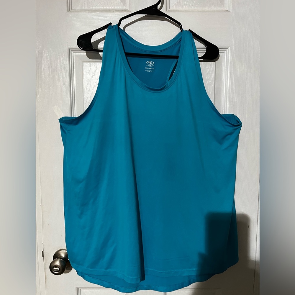 Like new Athletic Blue Racerback workout shirt. Very soft. Size XXXL (22).